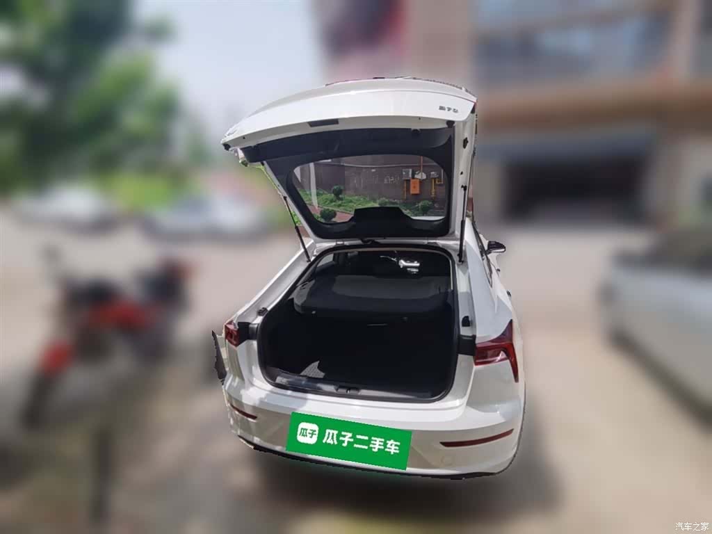 Bestune B70, 2024 10