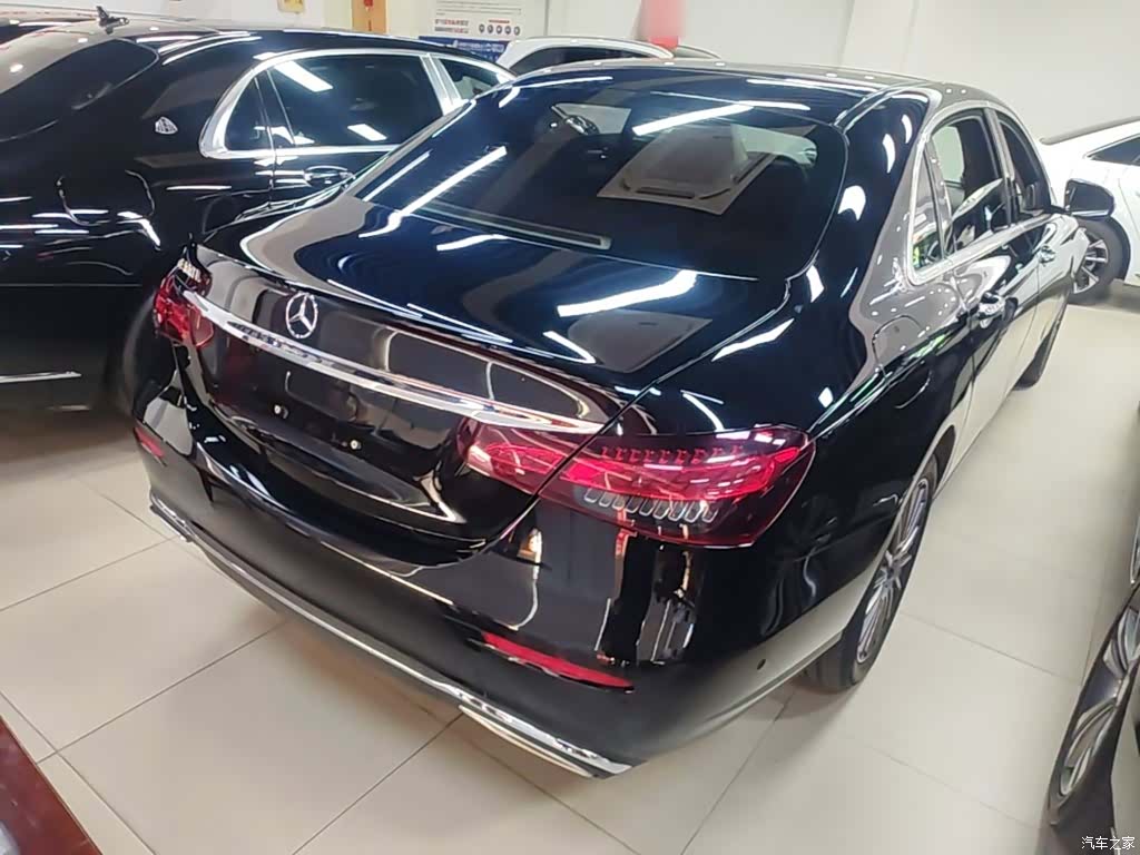 Mercedes-Benz E-Class, 2023 7