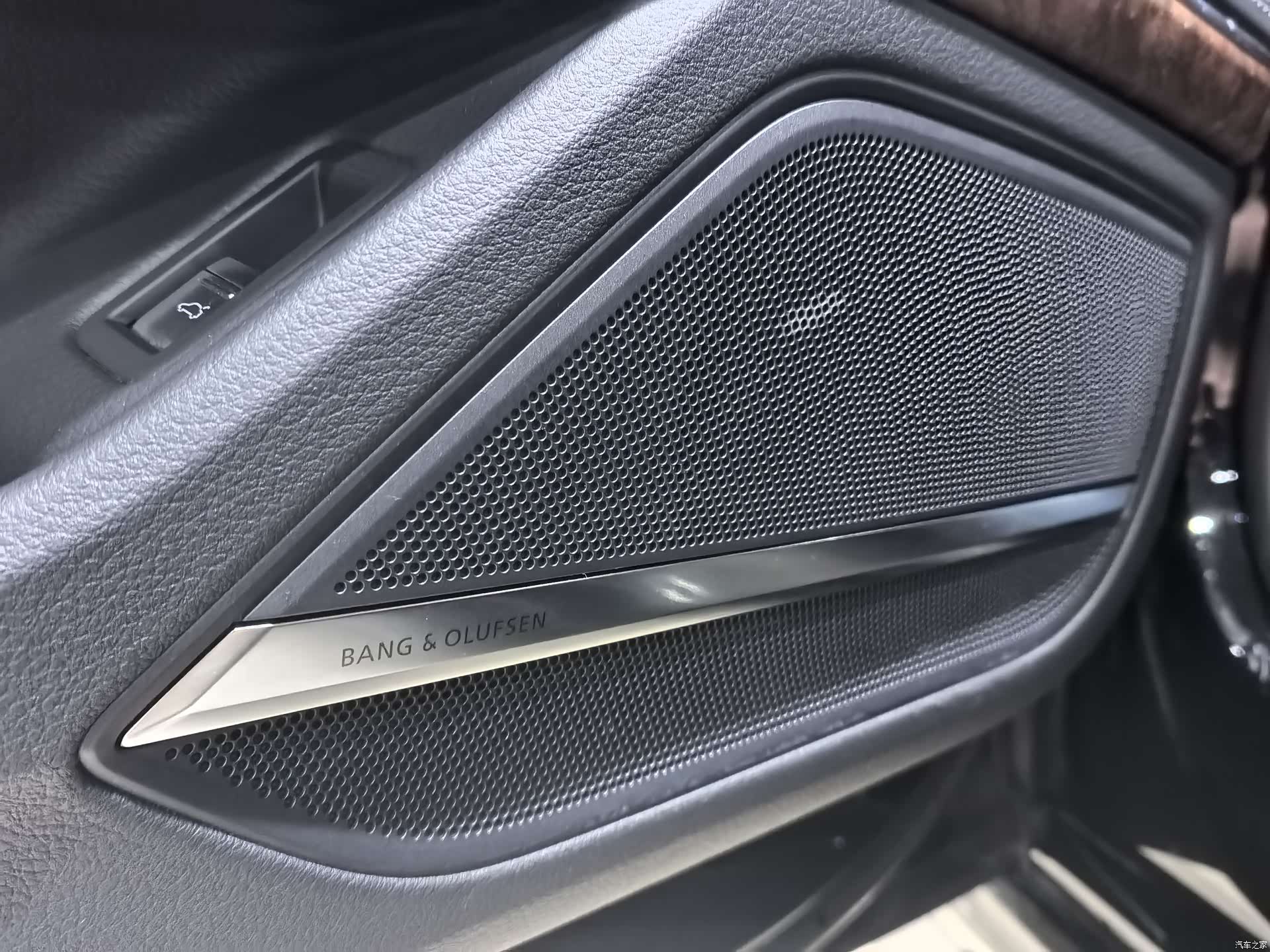 Audi A8L, 2023 7