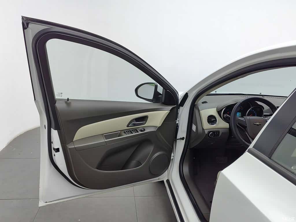 Chevrolet SE, 2015 8