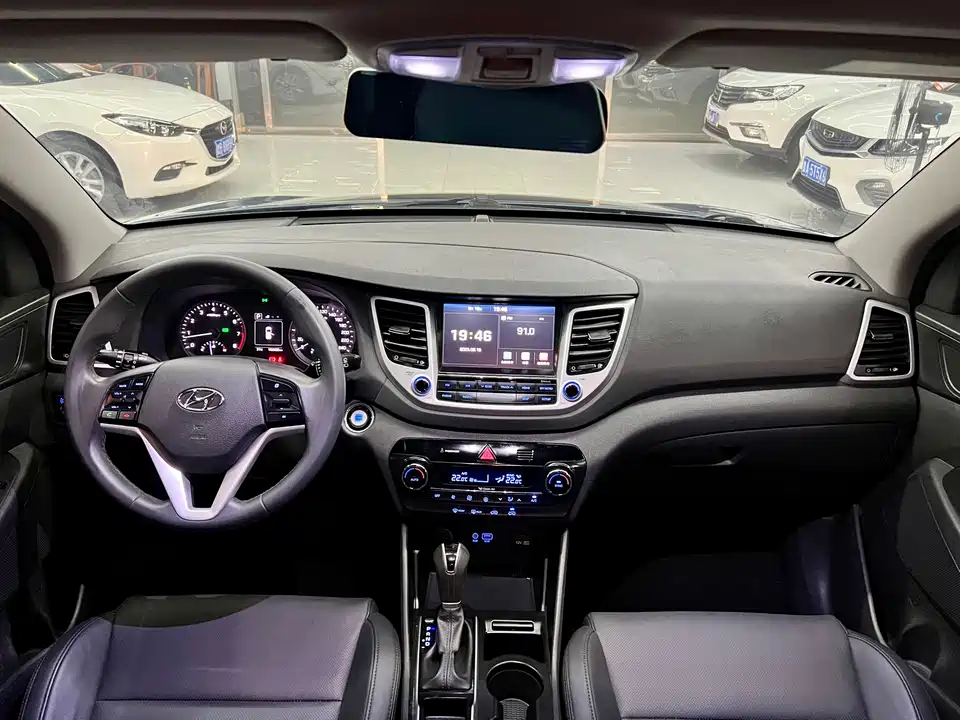 Hyundai Tucson Hyundai Tucson