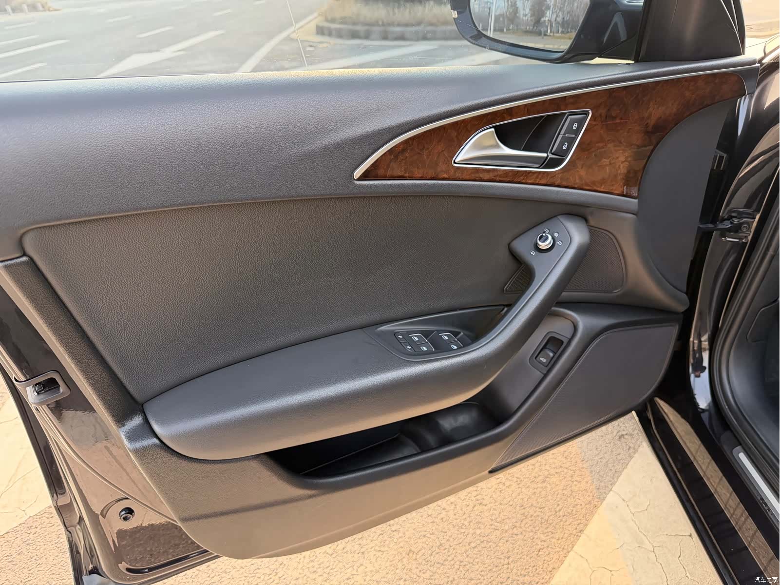 Audi A6L, 2013 9