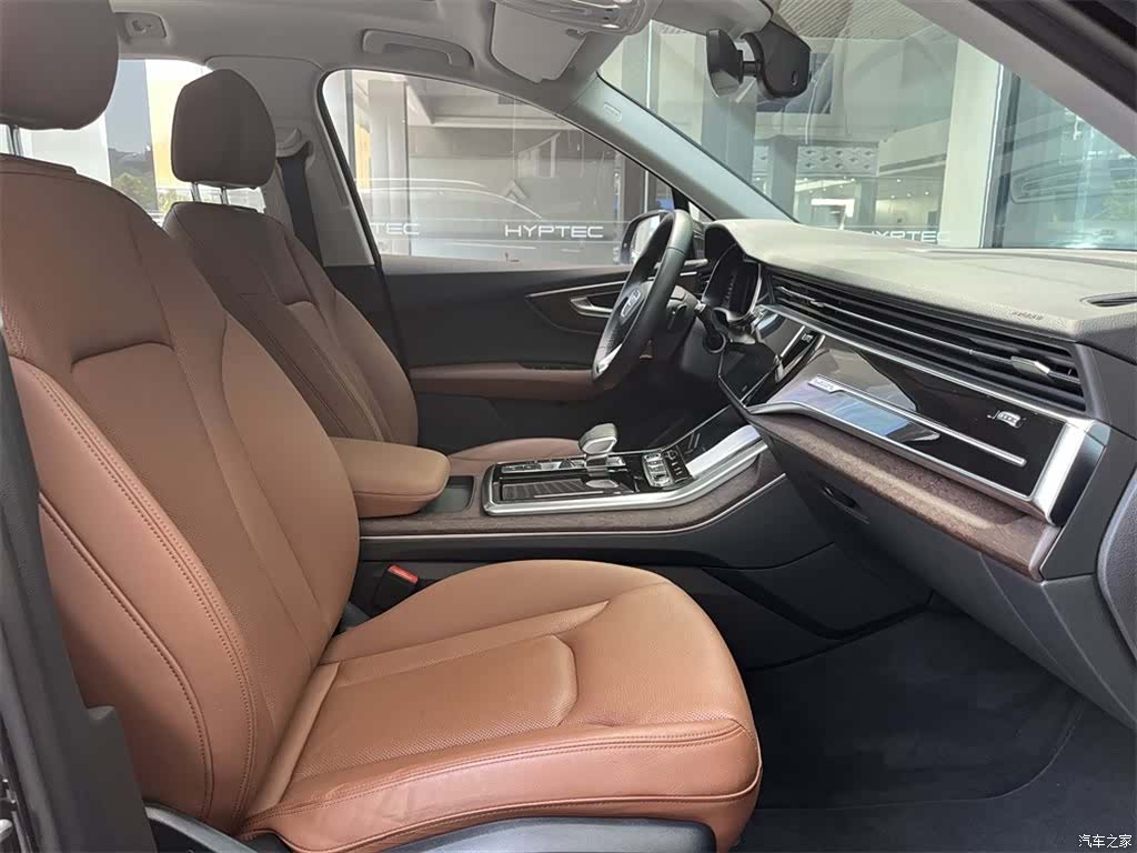 Audi Q7, 2021 11