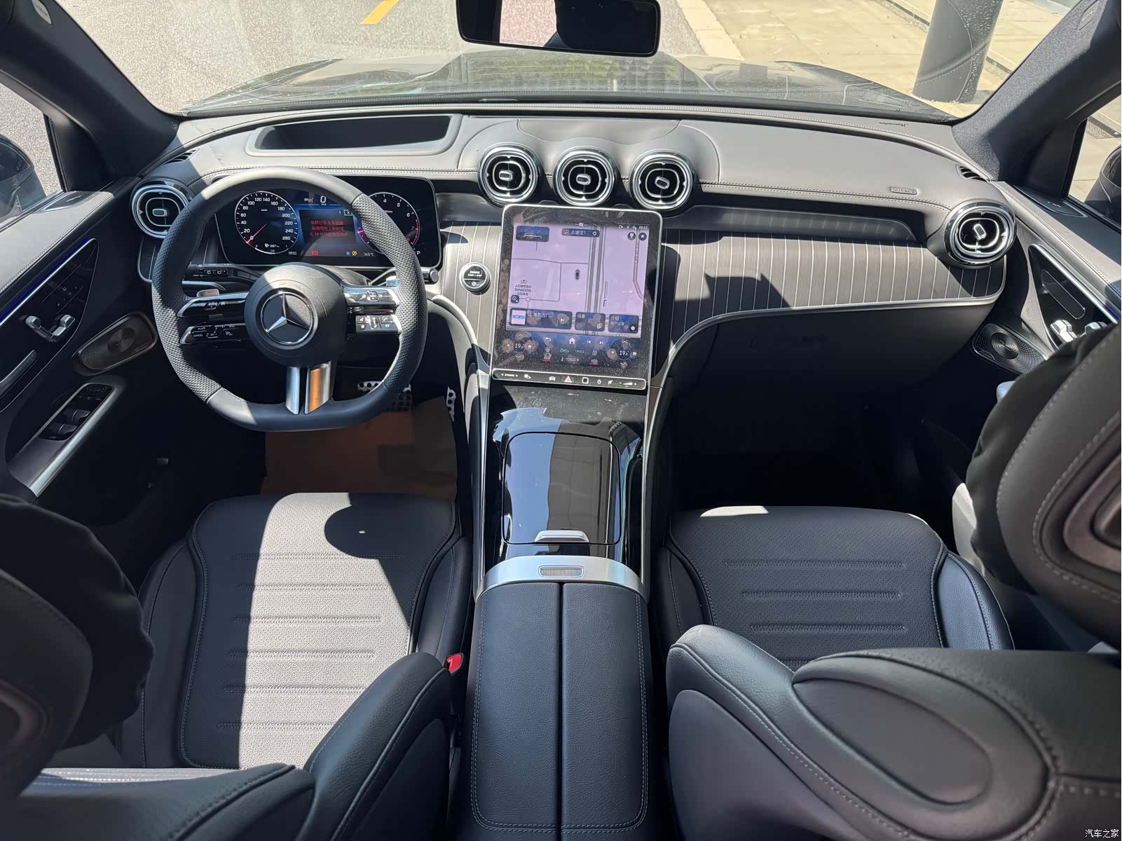 Mercedes-Benz GLC, 2023 9