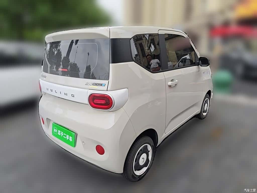 Wuling MINIEV, 2025 4
