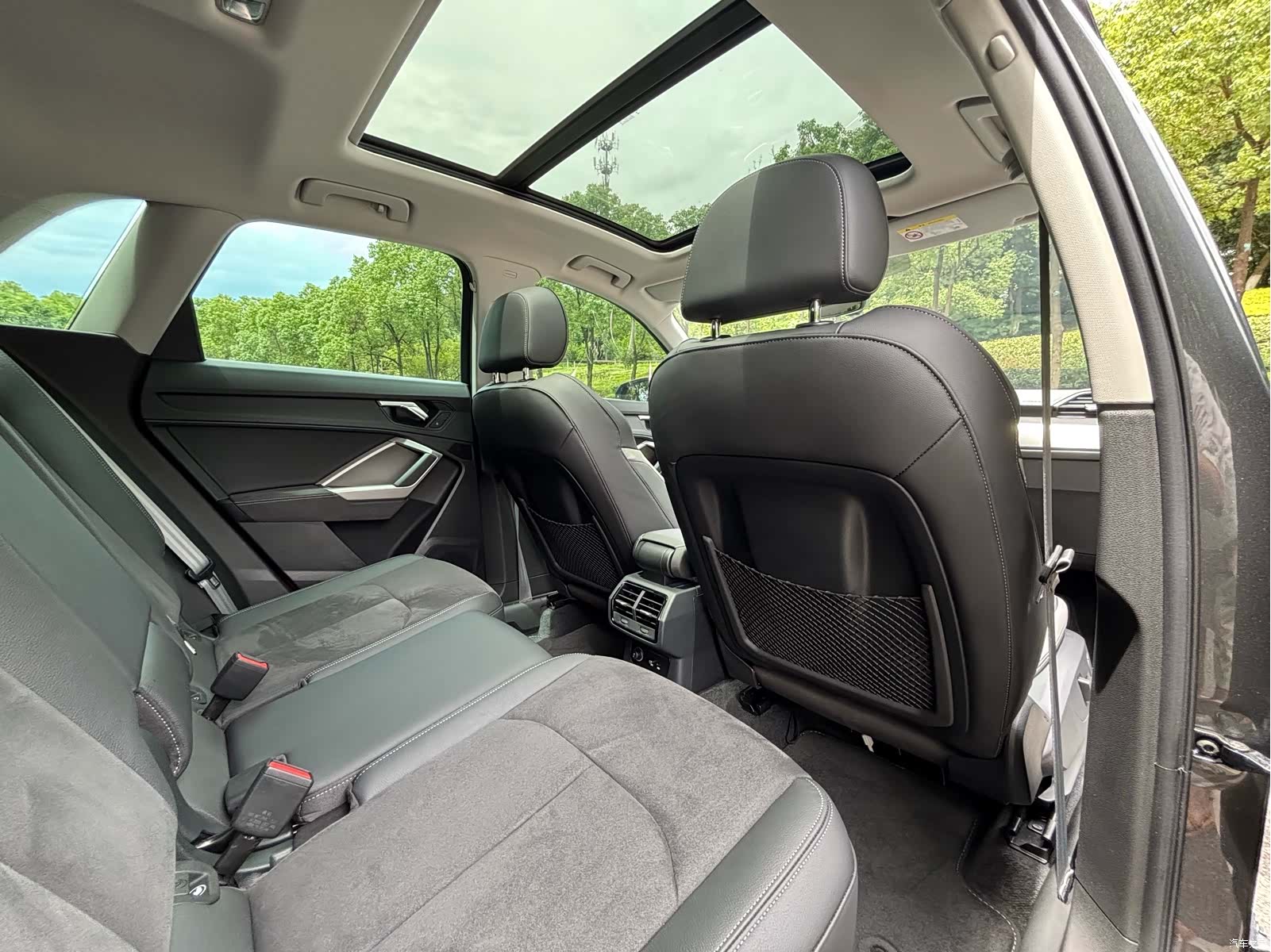 Audi Q3, 2023 9