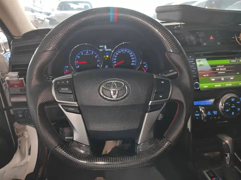 Toyota Reiz Toyota Reiz