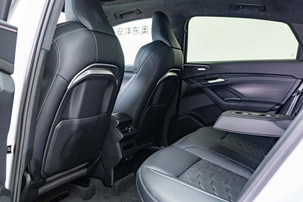 Audi e-tron, 2025 15