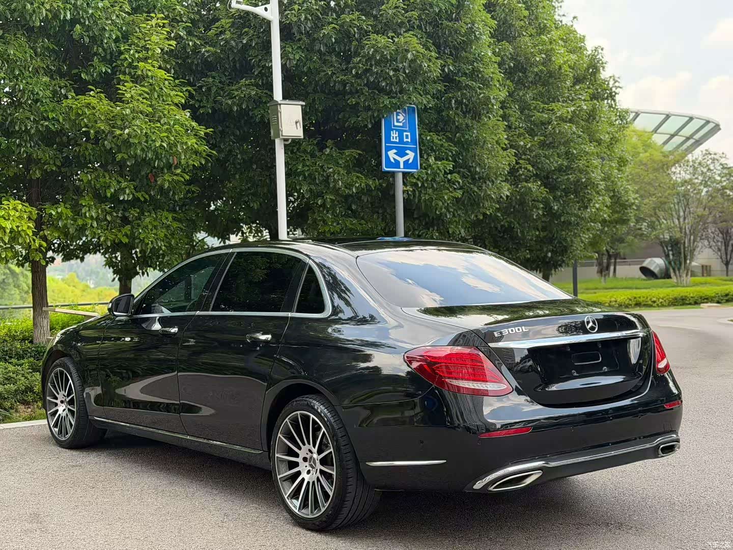 Mercedes-Benz E-Class, 2017 9