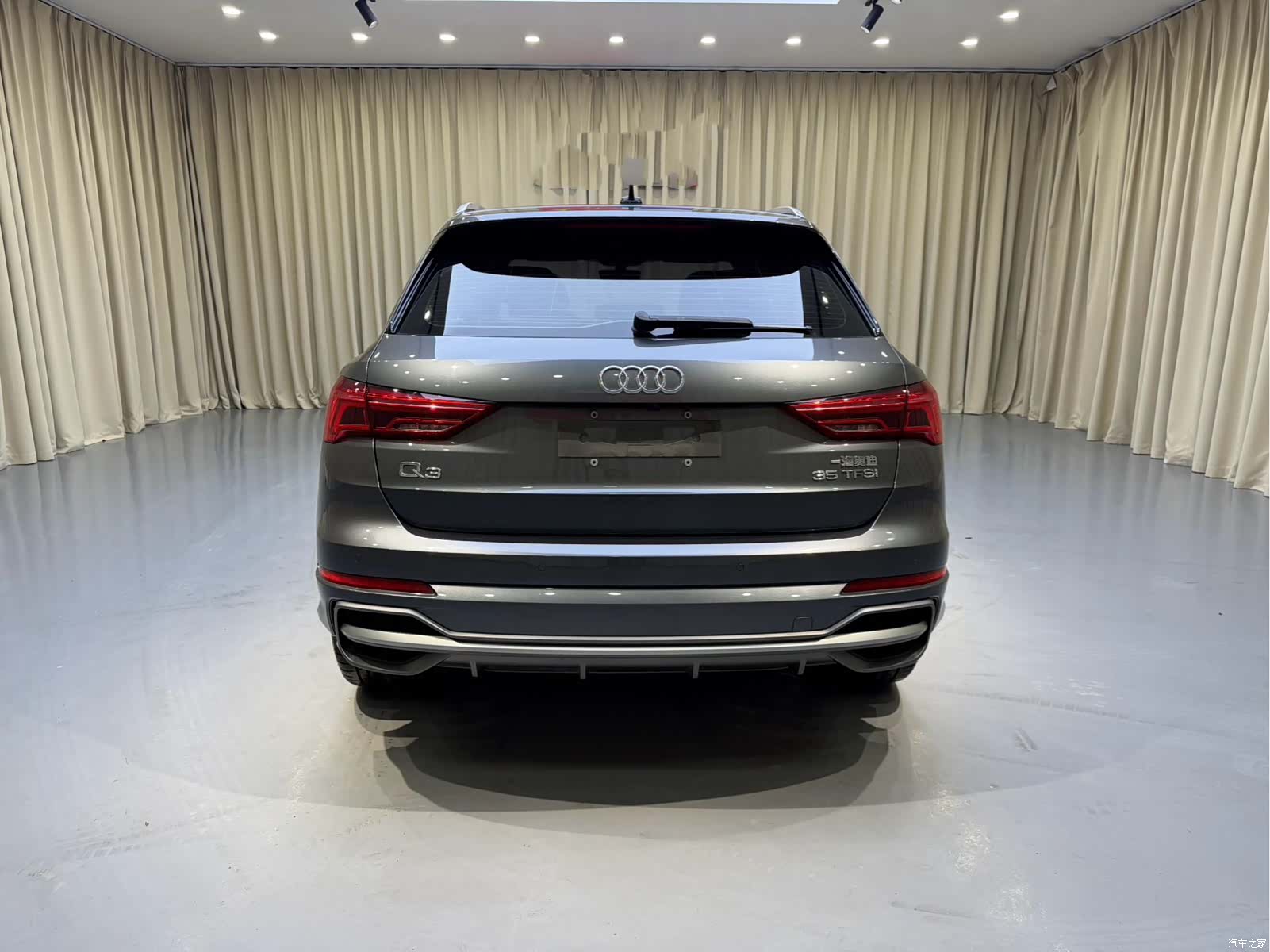 Audi Q3, 2022 все фото