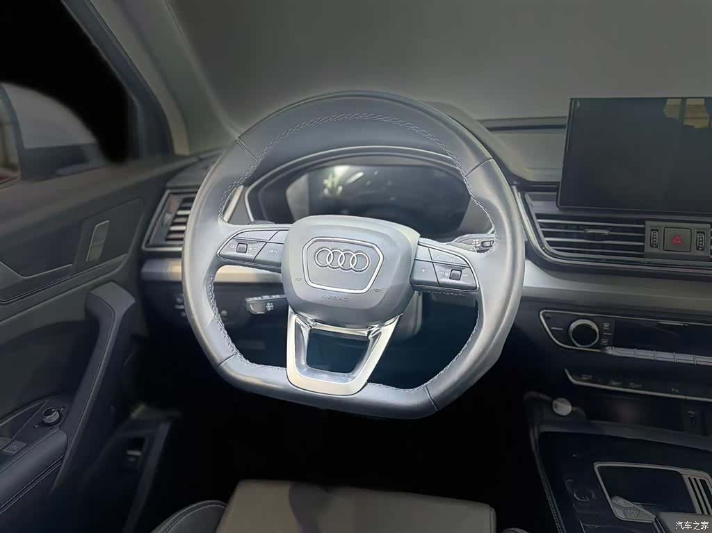 Audi Q5L, 2024 10