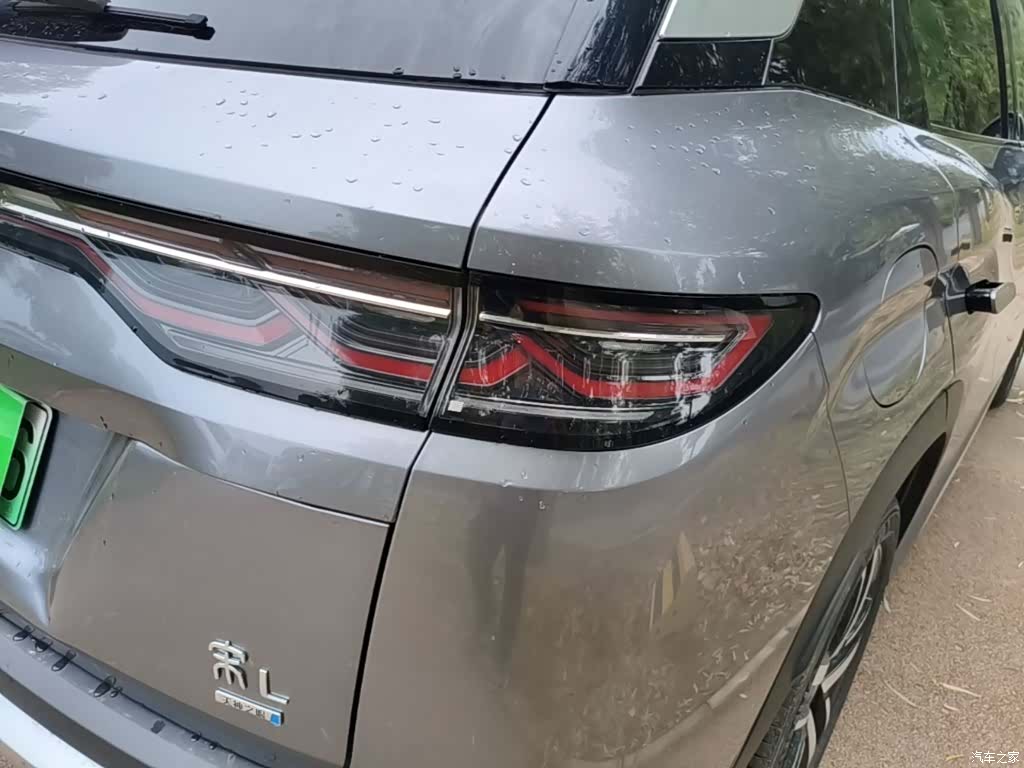 BYD Song, 2025 8