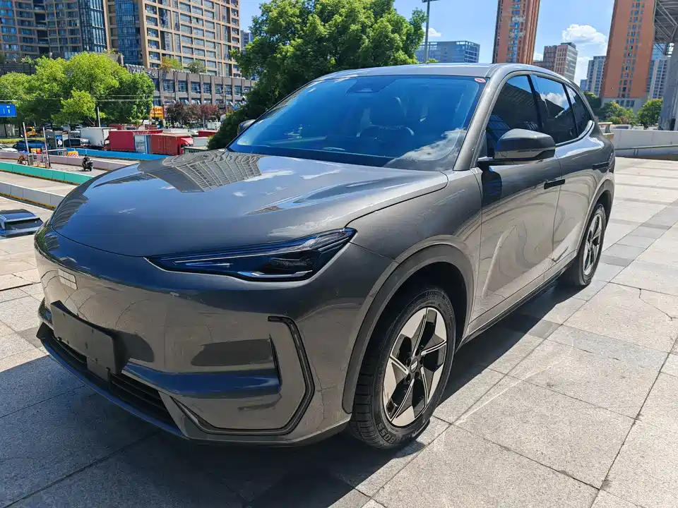 Geely Galaxy Galaxy E5