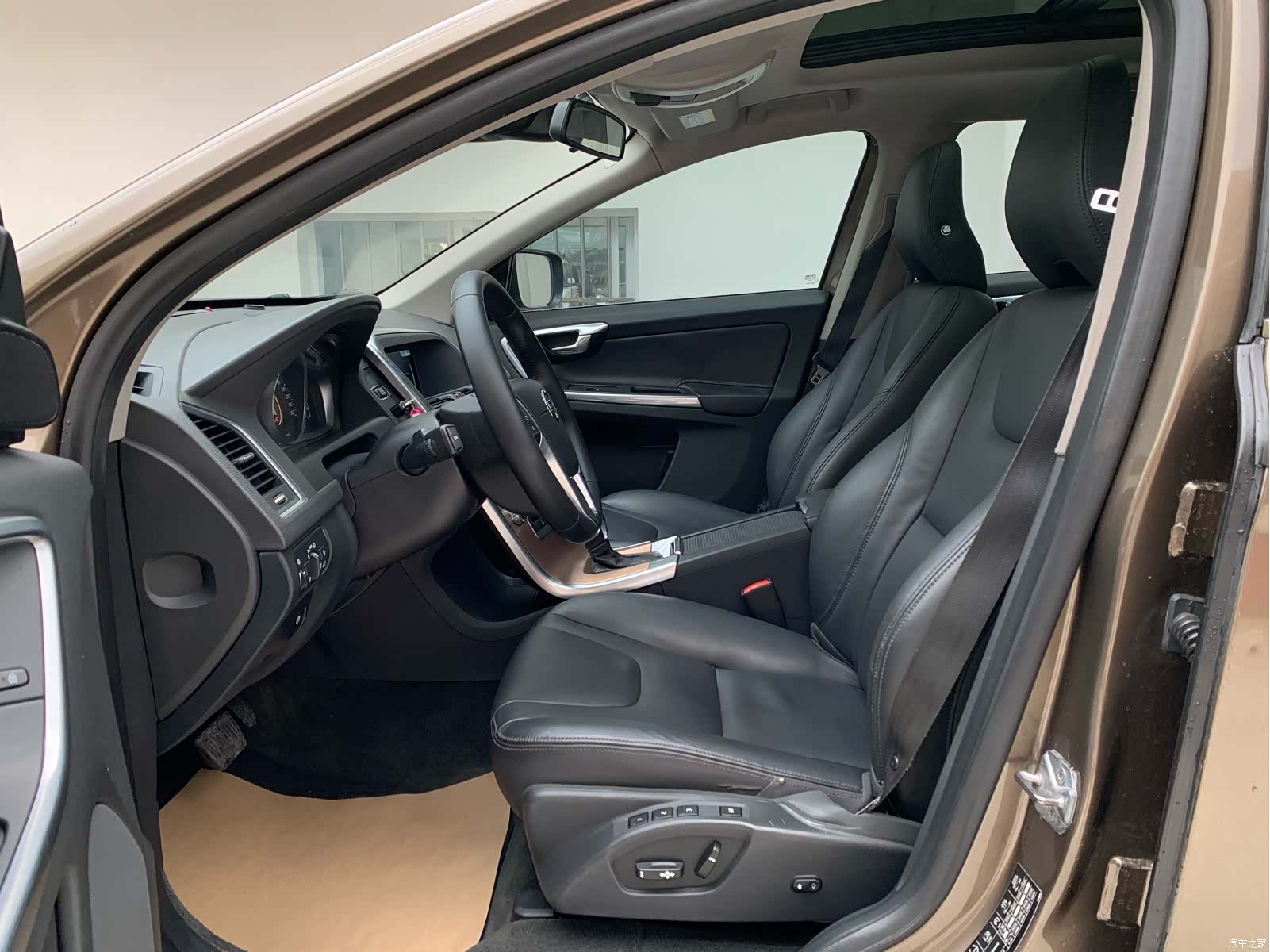 Volvo XC60, 2015 6