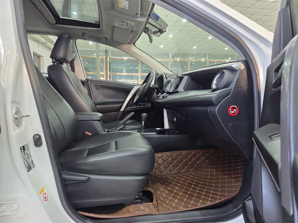 Toyota RAV4 Rongfang