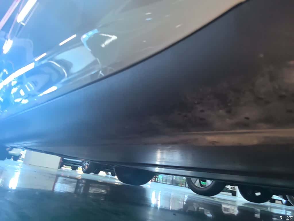 Tesla Model Y, 2023 21