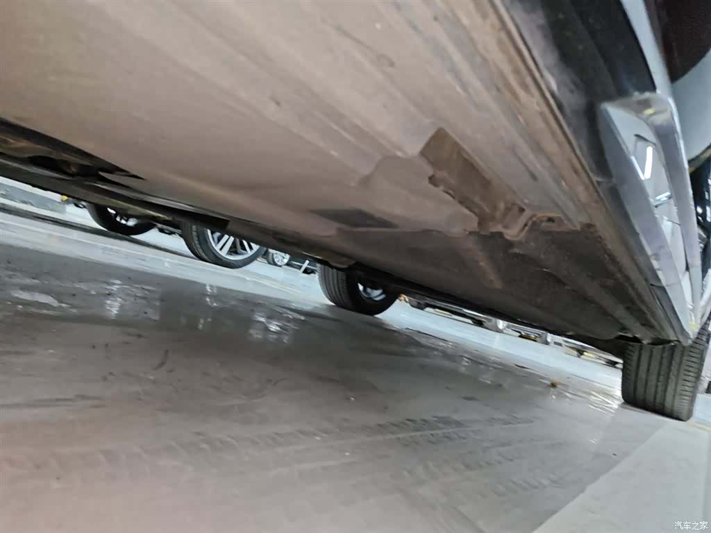 Audi Q5L, 2024 4