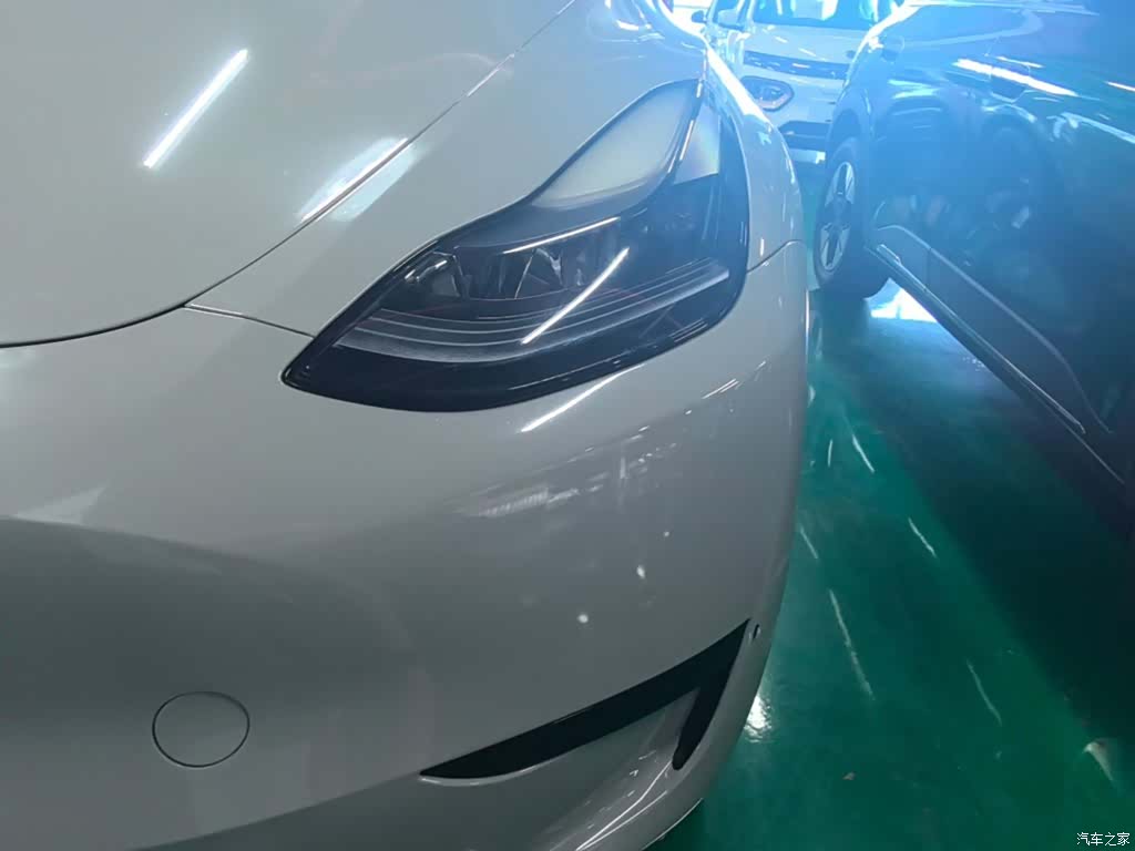Tesla Model Y, 2023 24