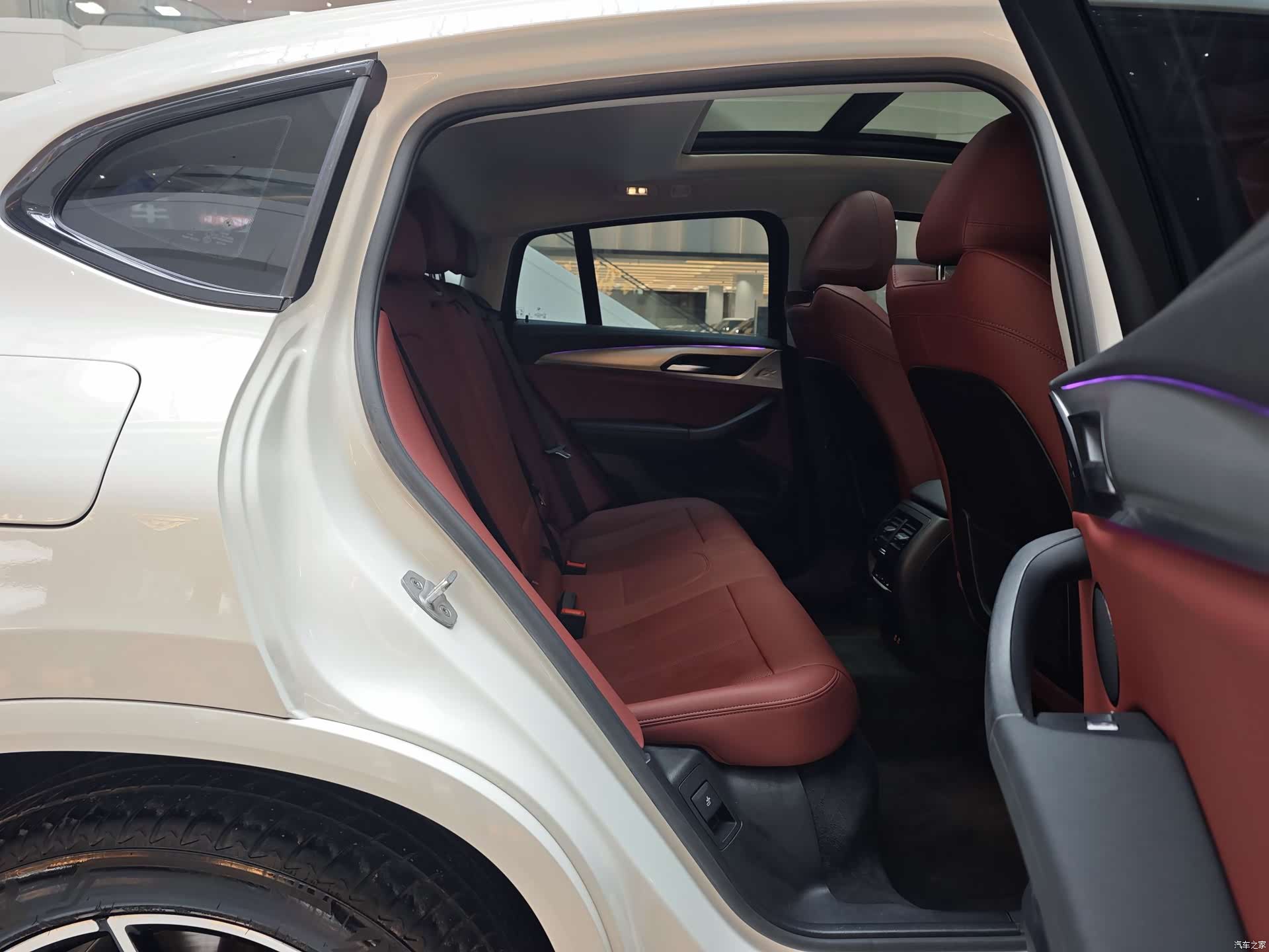 BMW X4, 2024 10