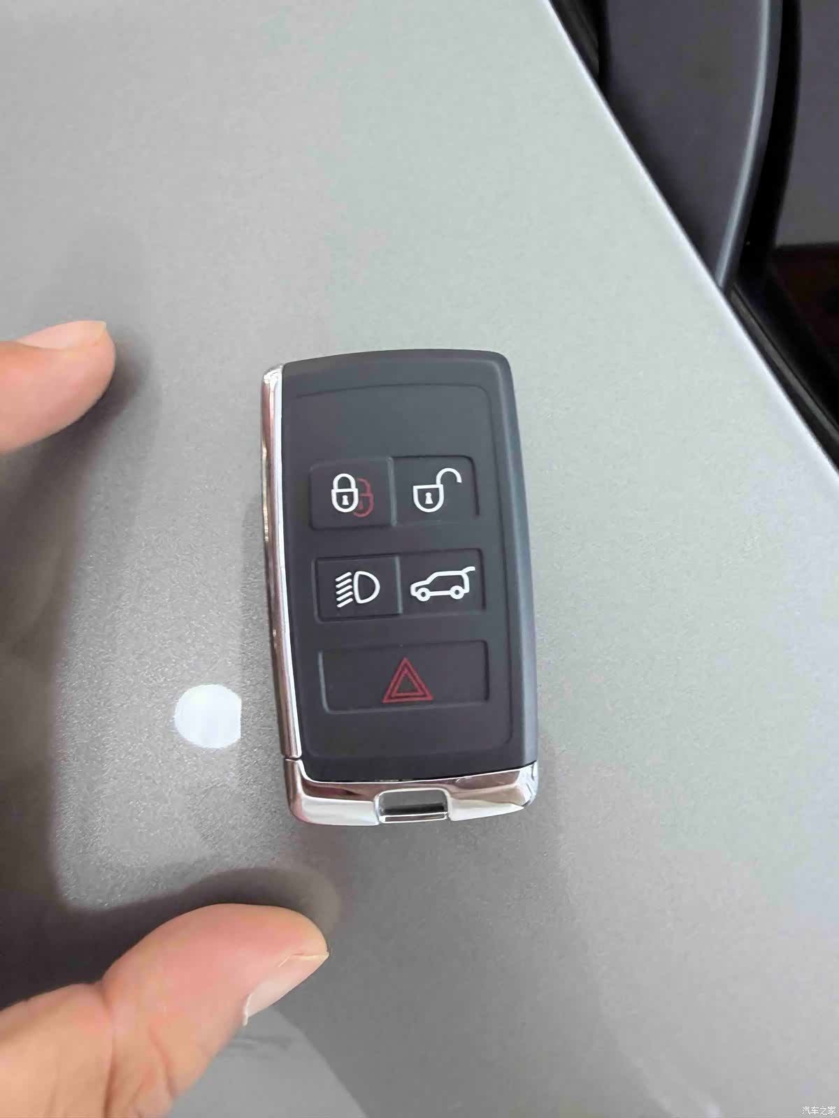 Land Rover Discovery, 2022 все фото