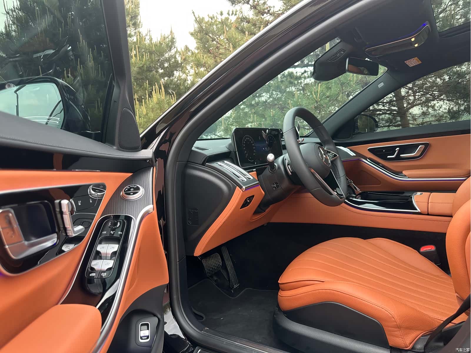 Mercedes-Benz S-Class, 2025 все фото