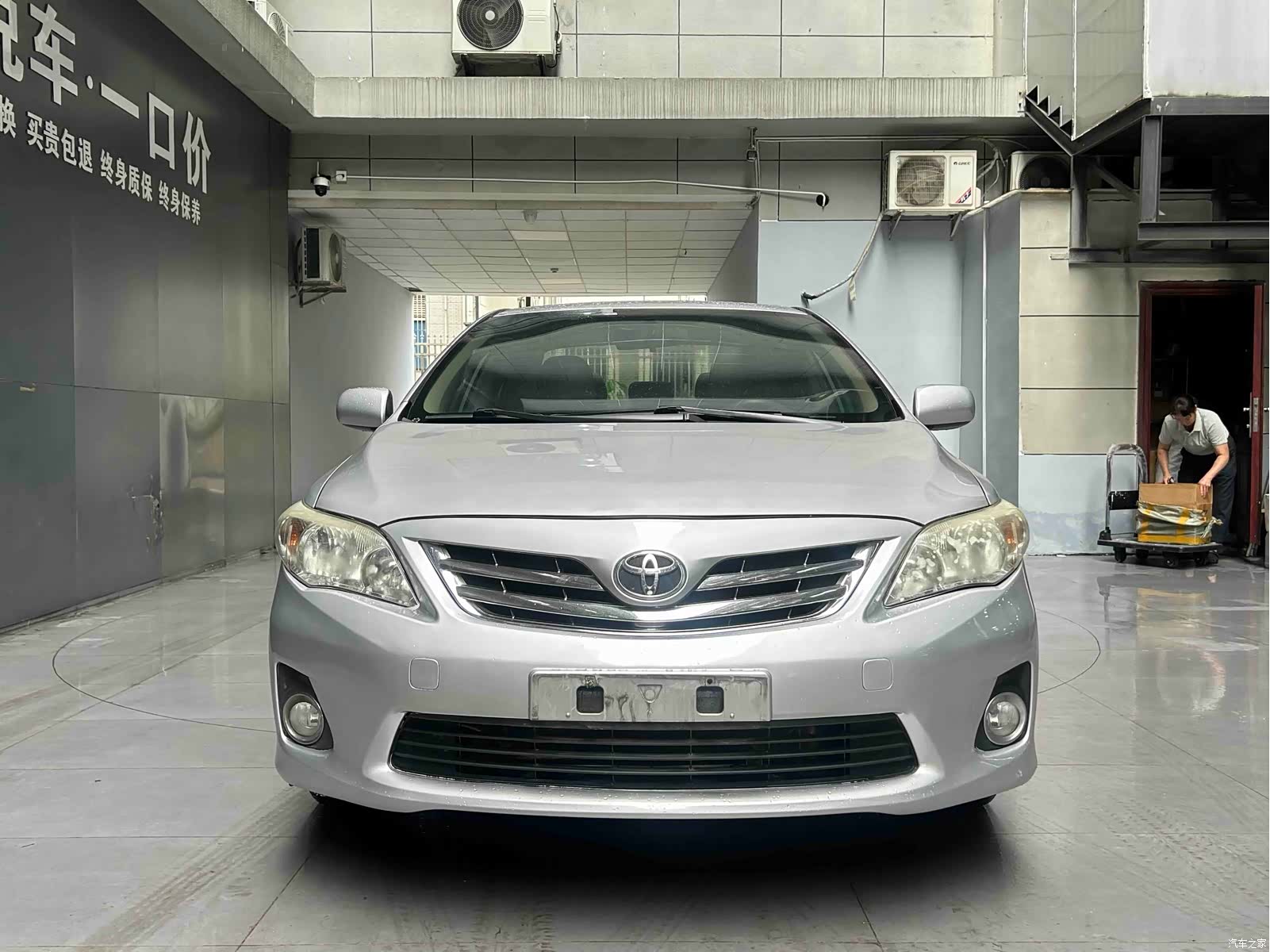 Toyota Corolla, 2011 18