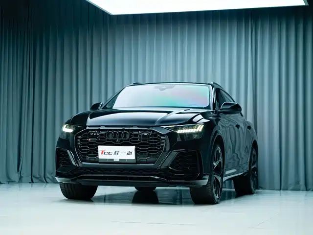 Audi RS Q8 2022 — купить из Китая под заказ