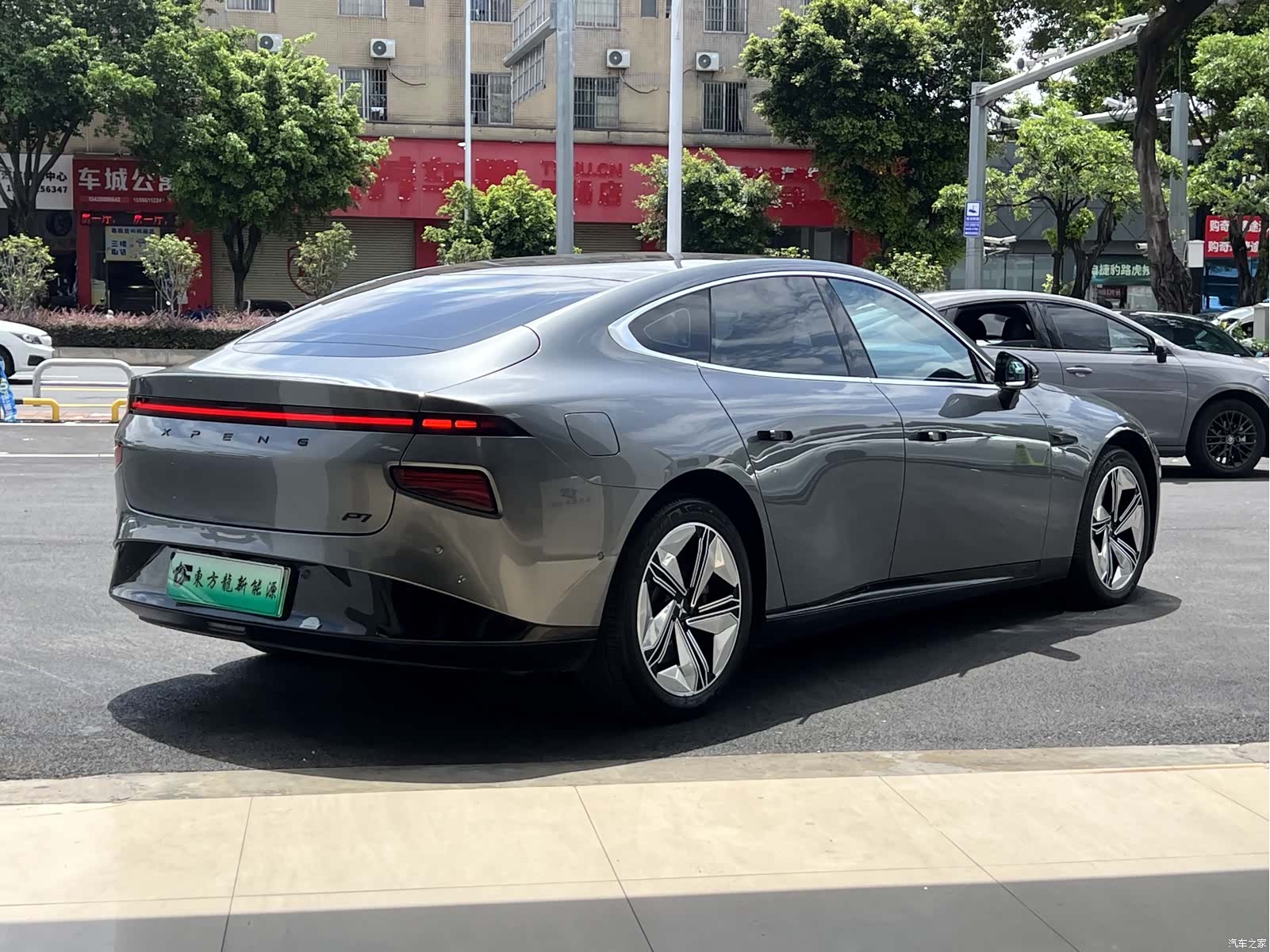 Xpeng P7, 2021 9
