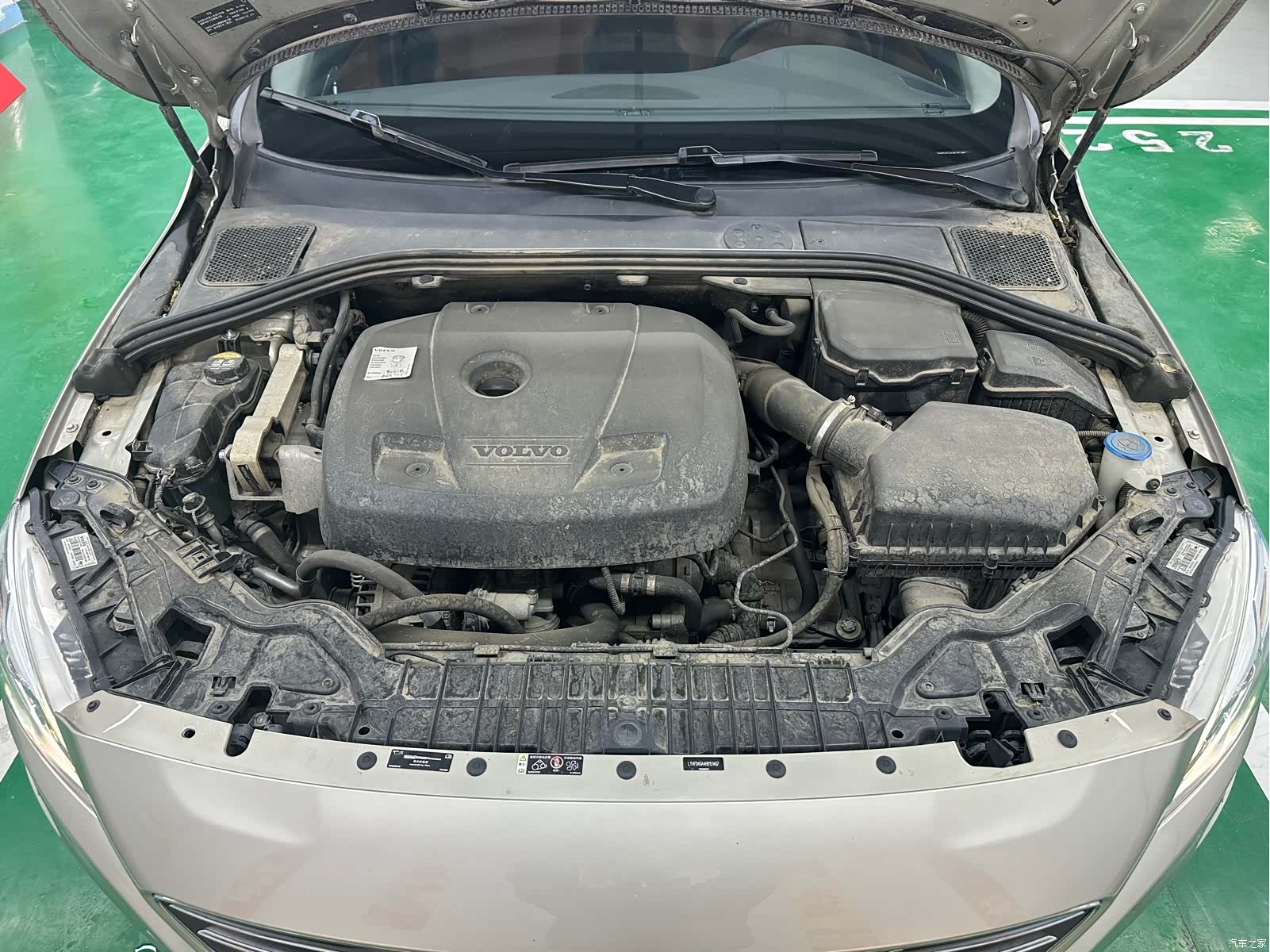 Volvo S60, 2017 29