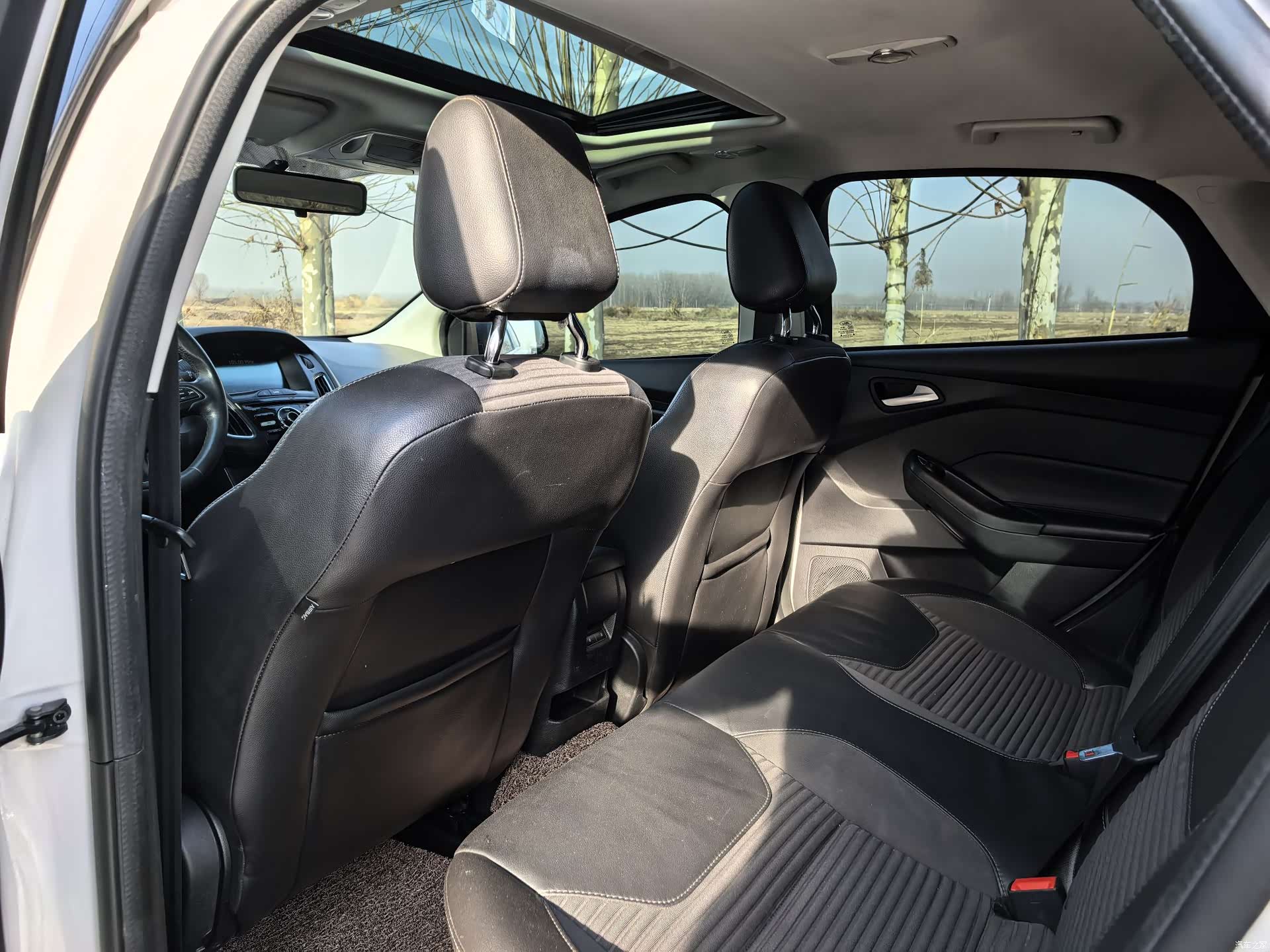 Ford Focus, 2017 9