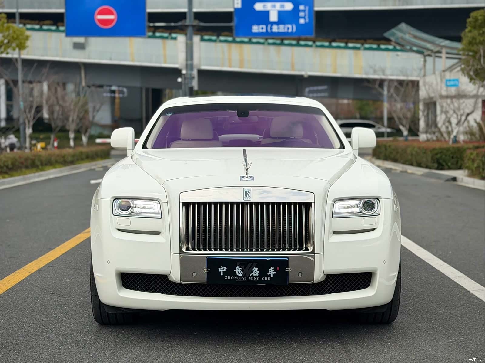 Rolls-Royce Ghost, 2011 2