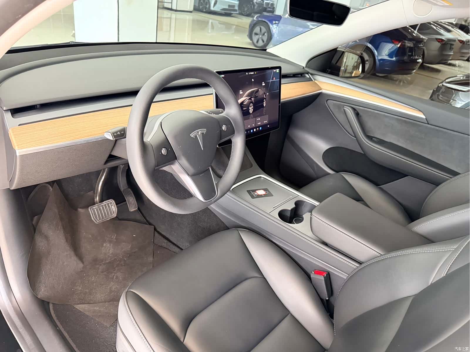 Tesla Model Y, 2022 8