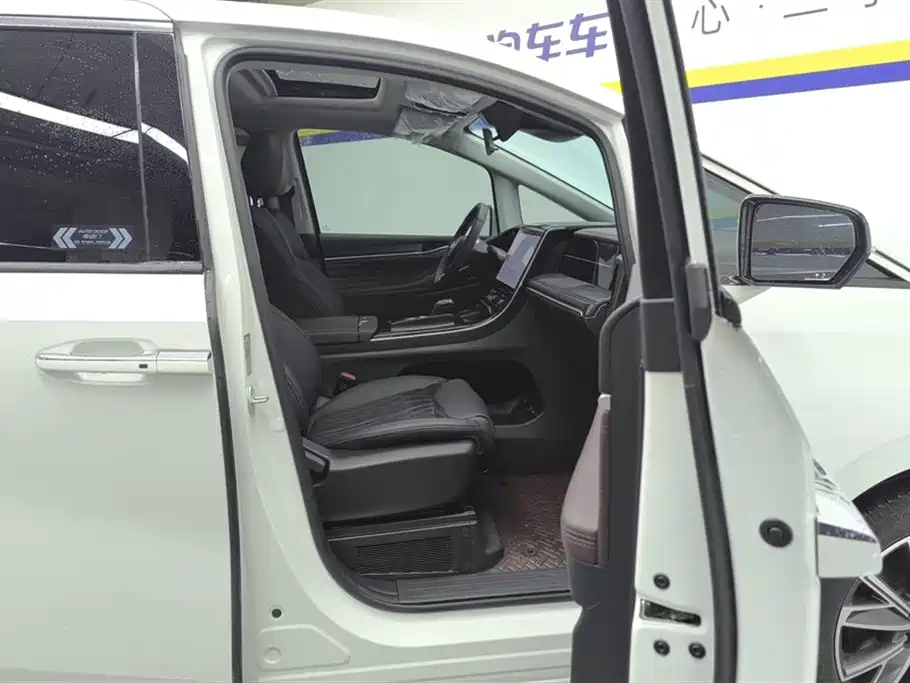 Trumpchi Trumpchi M8