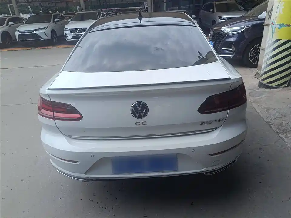 Volkswagen CC
