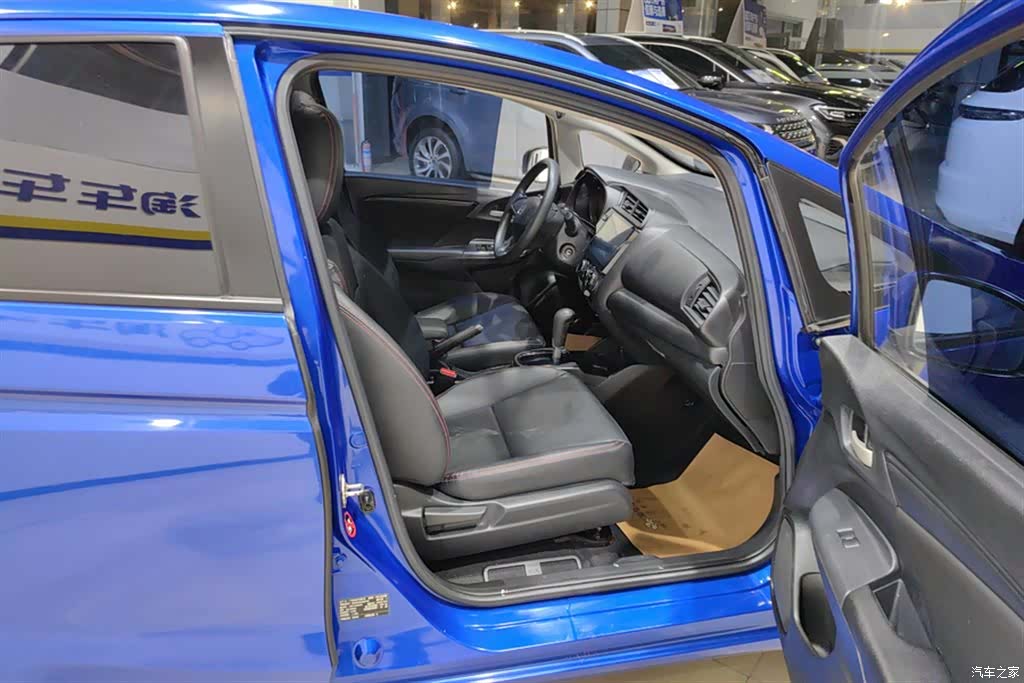 Honda Fit, 2018 8
