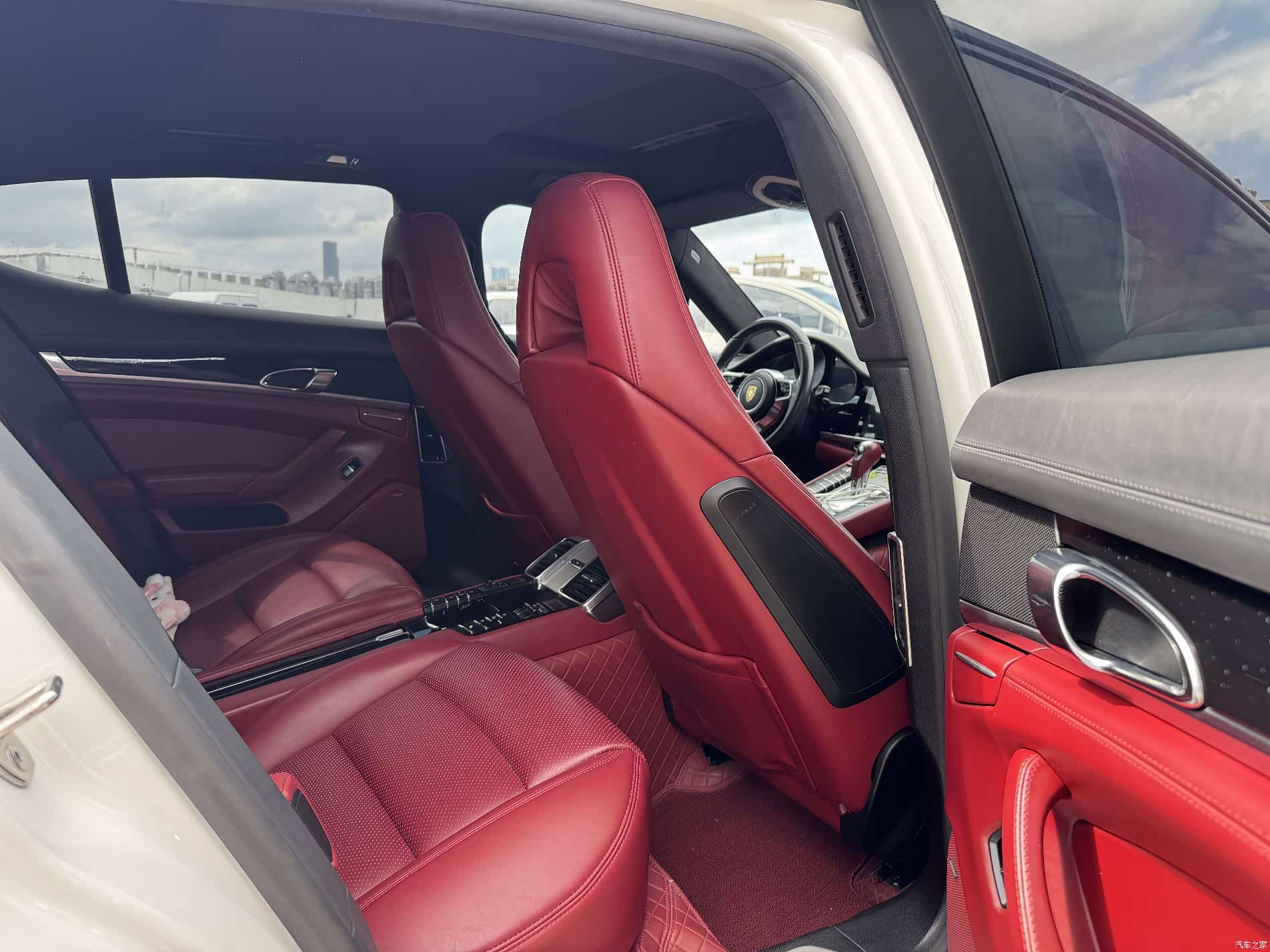 Porsche Panamera, 2011 все фото