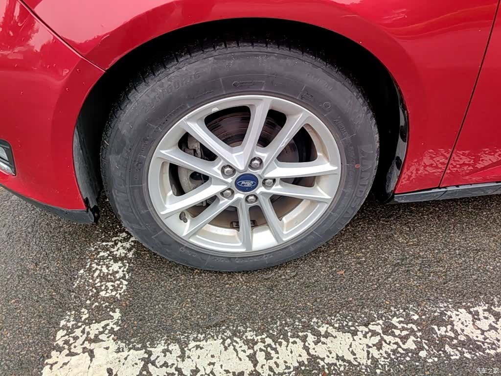 Ford Focus, 2015 23