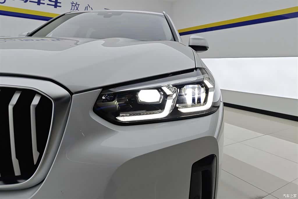 BMW X3, 2023 все фото