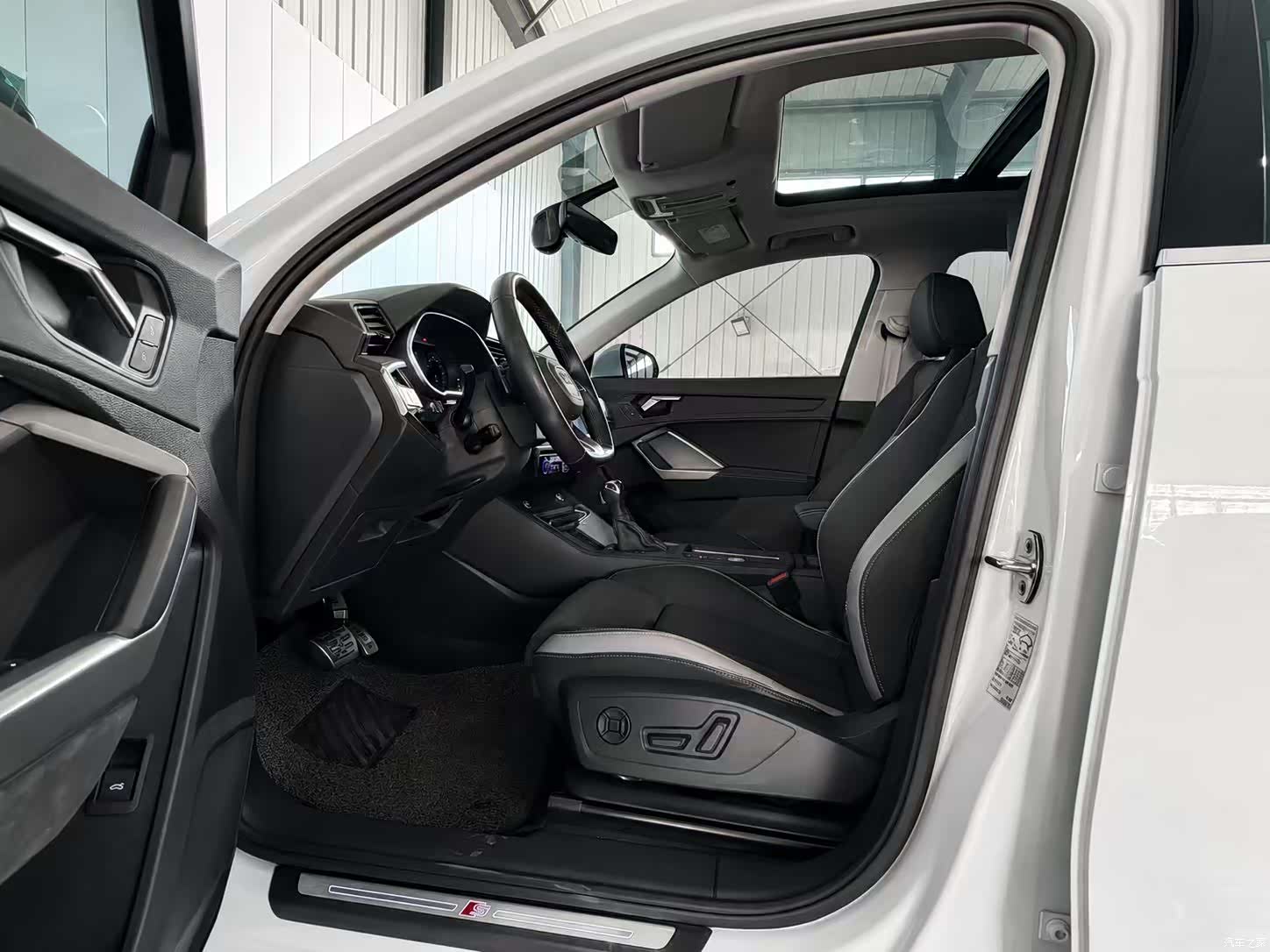 Audi Q3, 2022 21