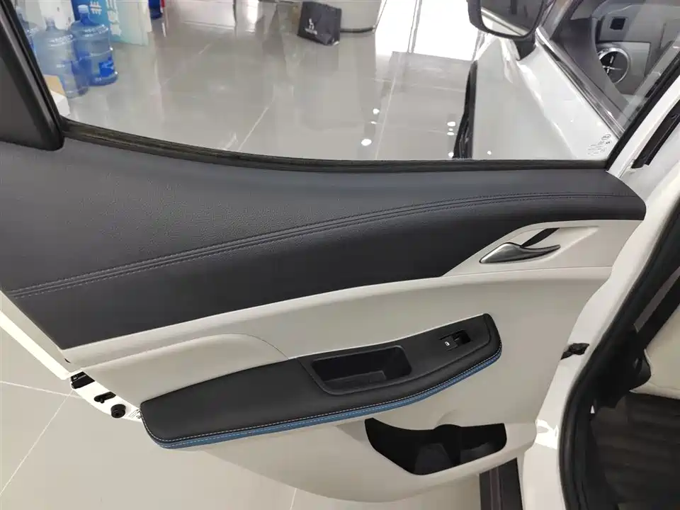 BYD Yuan Pro BYD Yuan Pro