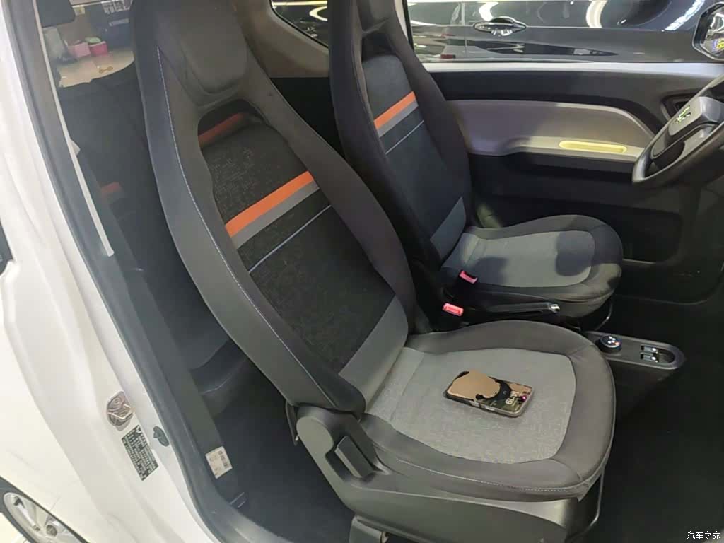 Wuling MINIEV, 2021 25