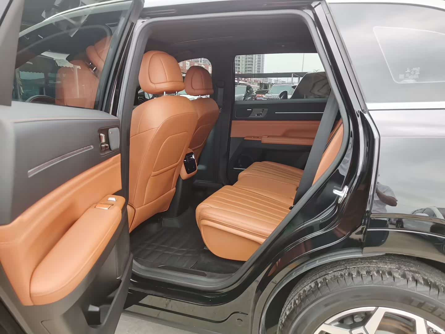 Jetour L7, 2025 6