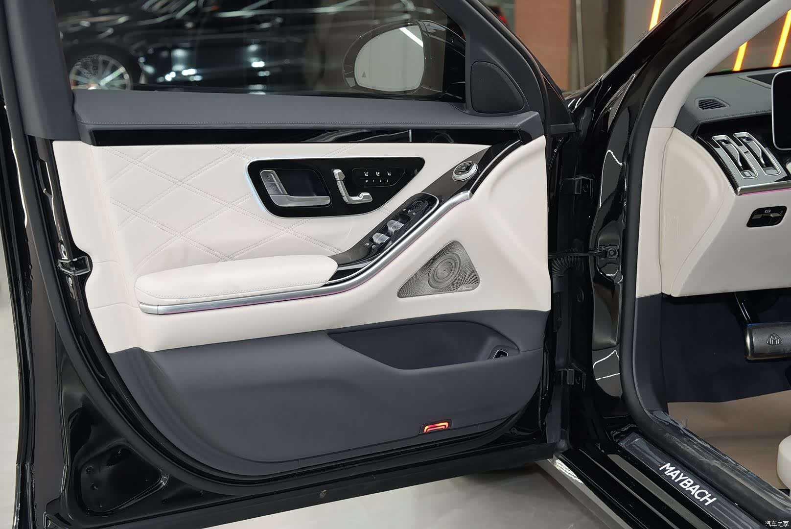Maybach S-Class, 2025 8