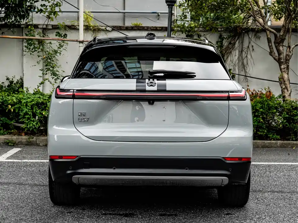 NIO ES7