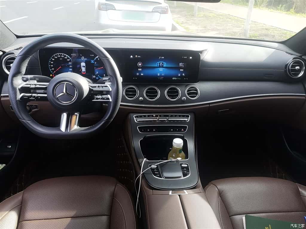 Mercedes-Benz E-Class, 2021 10