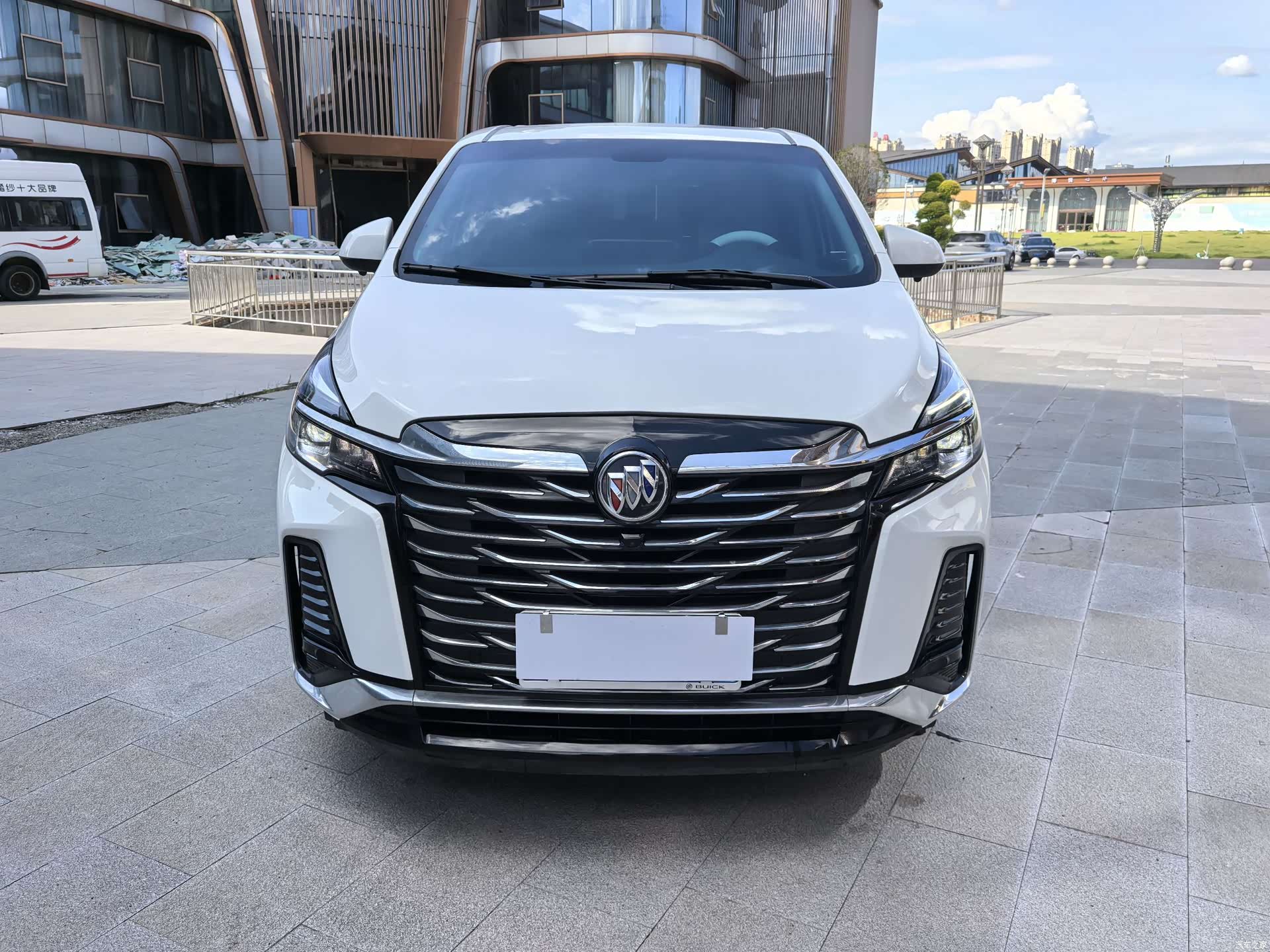 Buick GL8, 2024 2