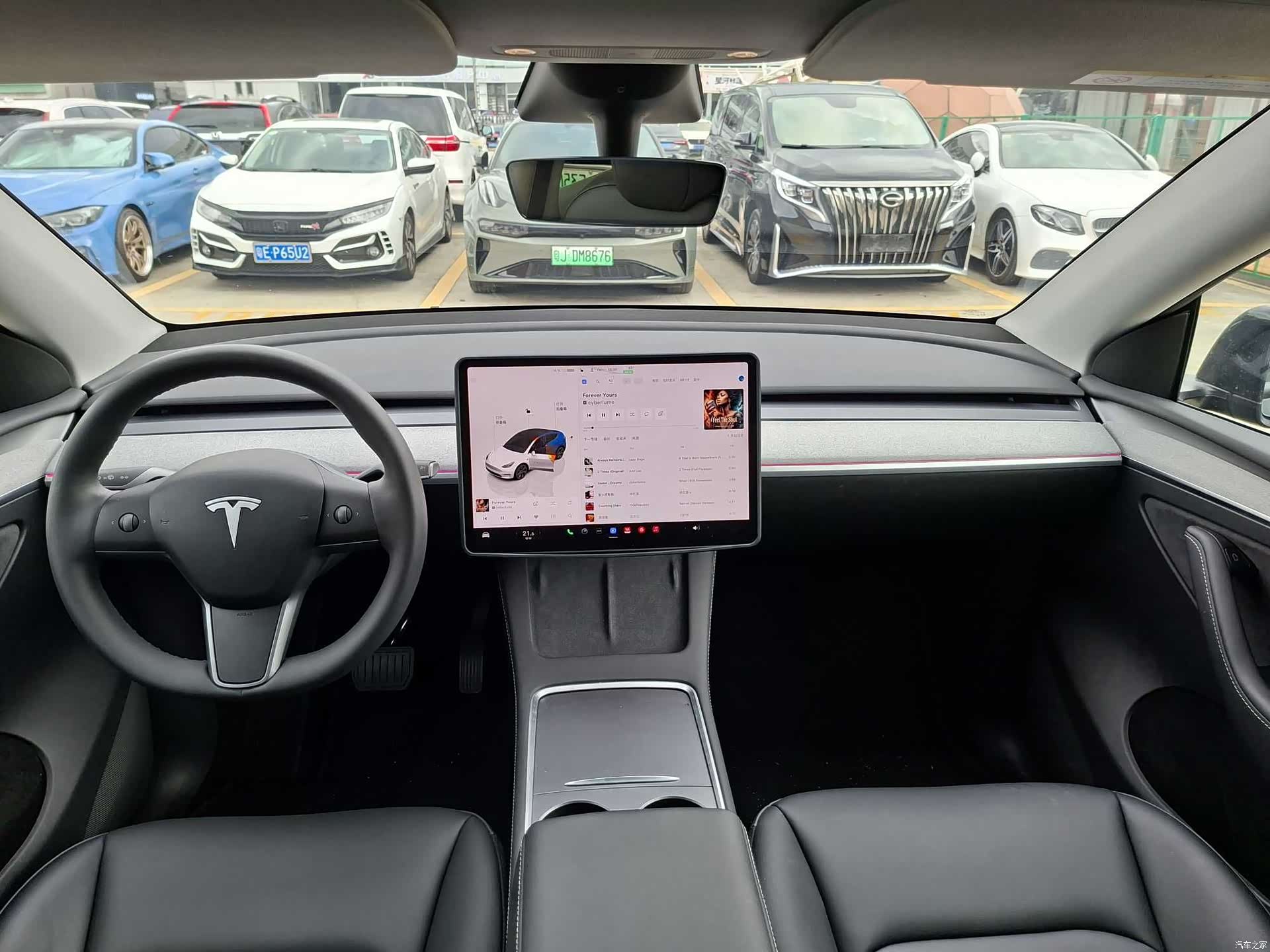 Tesla Model Y, 2024 17