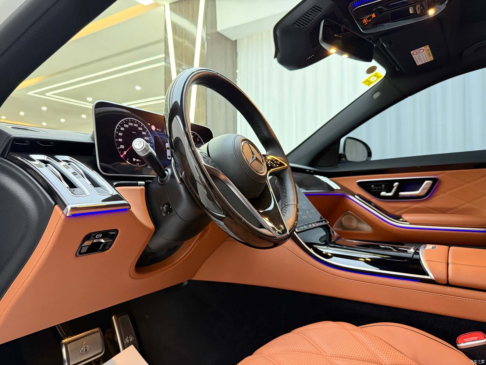 Maybach S-Class, 2022 все фото
