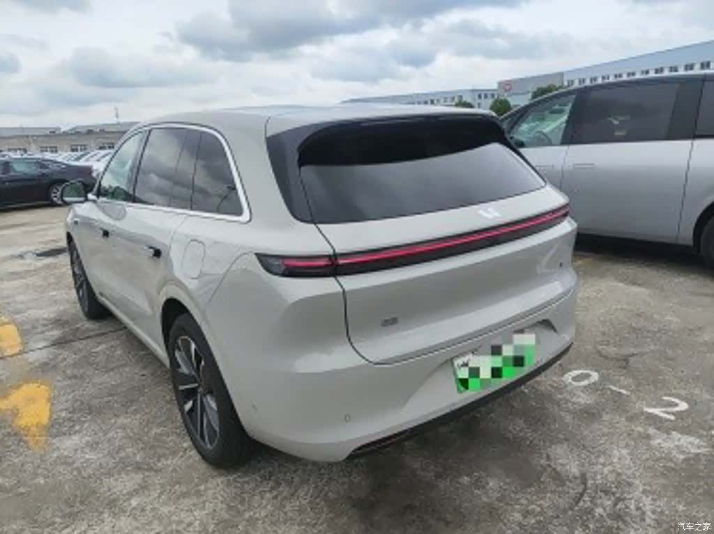 Li Auto L6, 2025 4