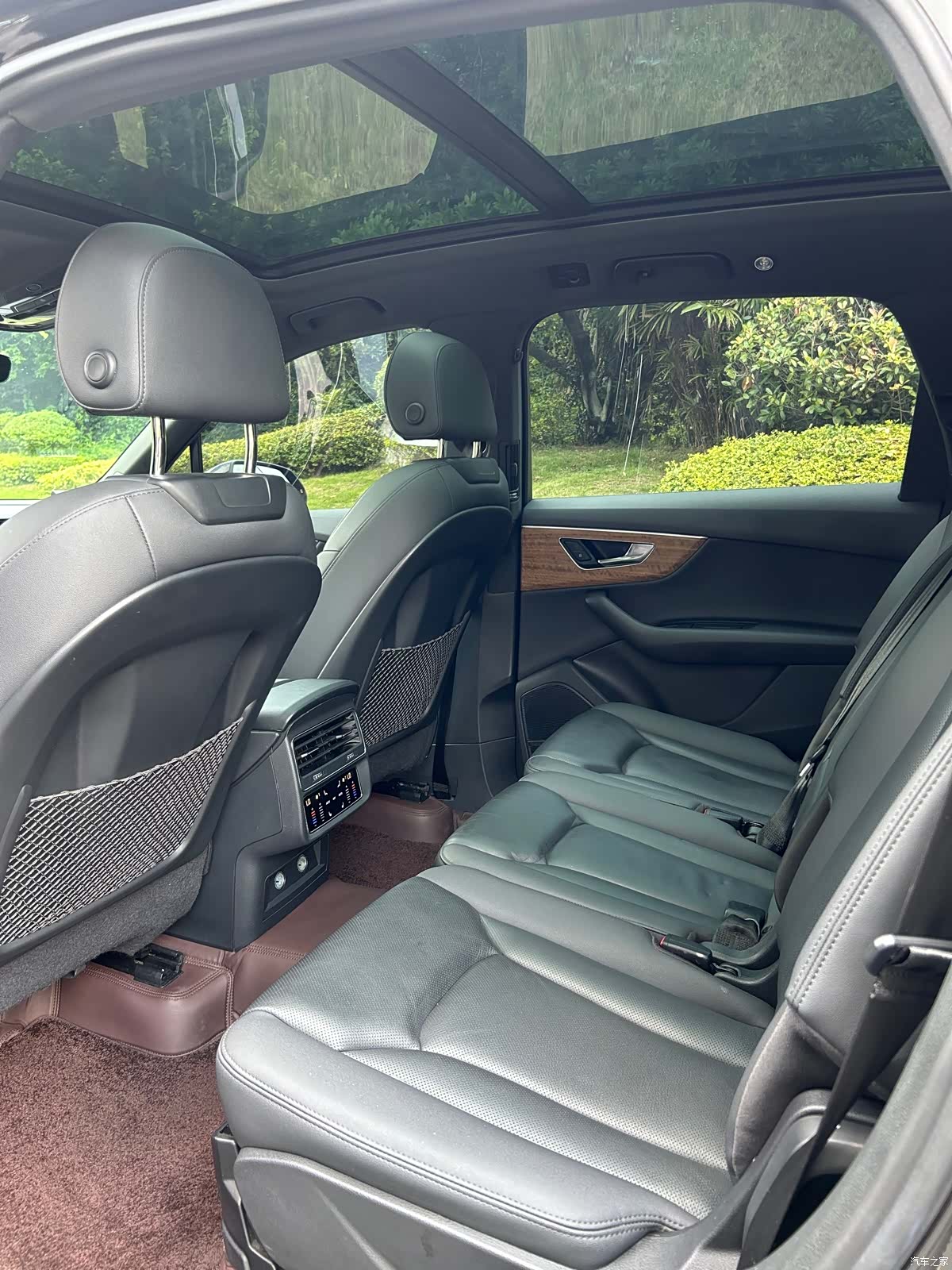 Audi Q7, 2024 9